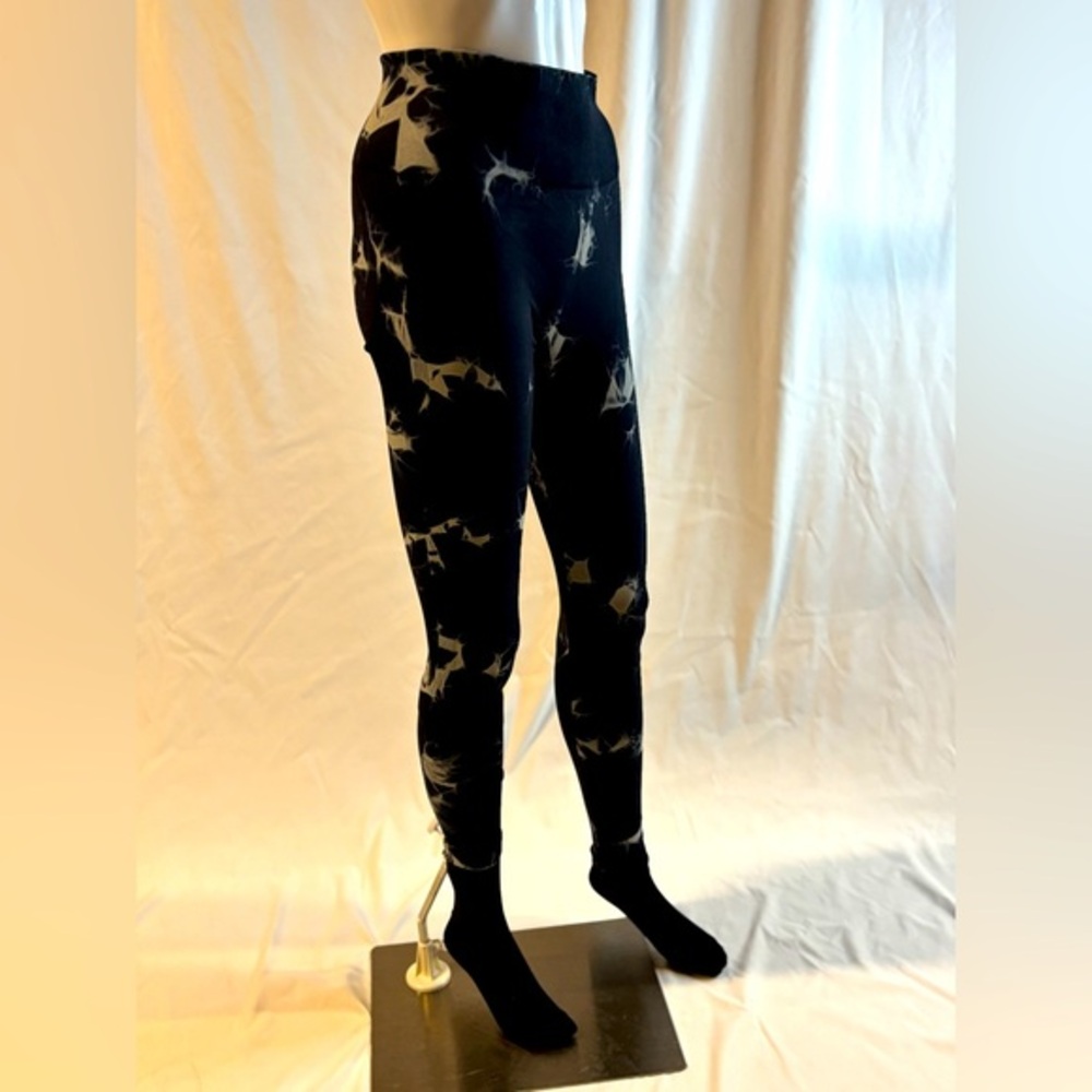 LA 12 St leggings. High quality leggings